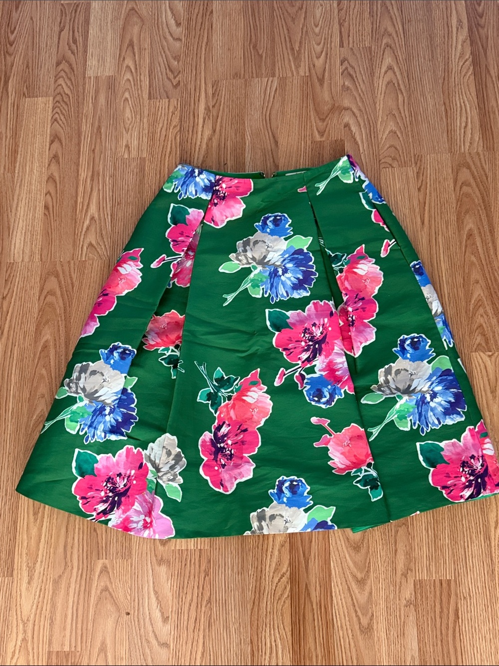 Kate Spade Floral A-Line Midi Skirt in Green with Pink & Blue Blooms US 6